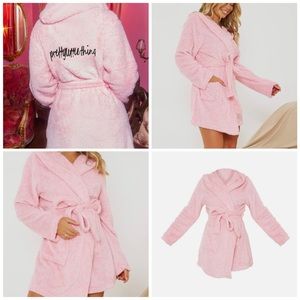 ✨Pink PrettyLittle Thing Robe-L✨